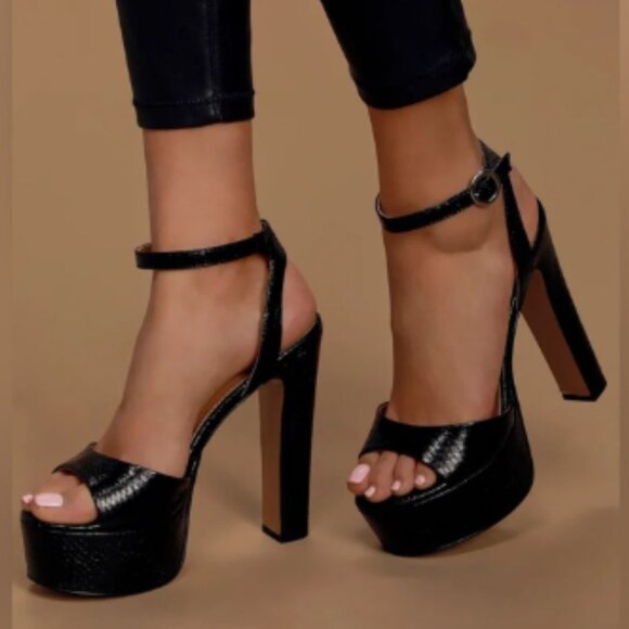 Steve Madden Shoes - Steve Madden Chunky Platform Heels 8 Black Croc Dressy Formal High Heeled Shoes